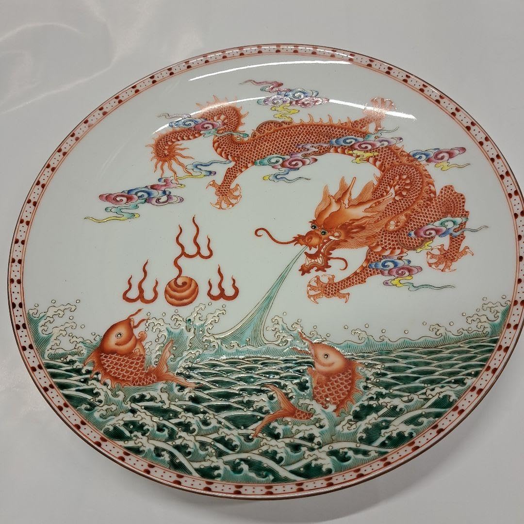 色絵登り鯉に５爪の雲竜 Amazon.co.jp: 色絵登り鯉に5爪の雲竜 : ペット用品